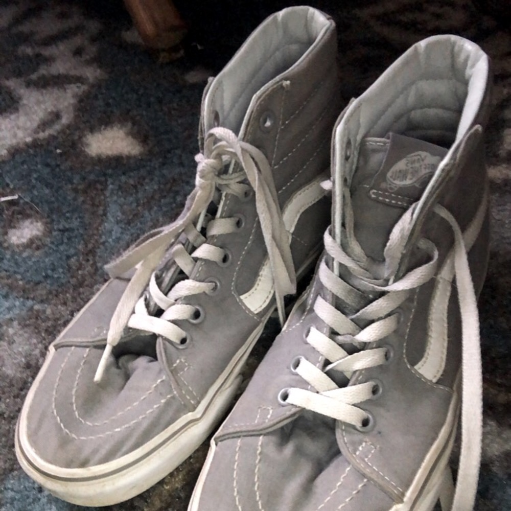 Women’s size 9.5 men’s 8 grey high top vans